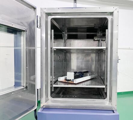 Camera climatica a temperatura e umidità costante Liyi con intervallo da -70°C a +150°C, umidità dal 20% al 98%, controller touchscreen